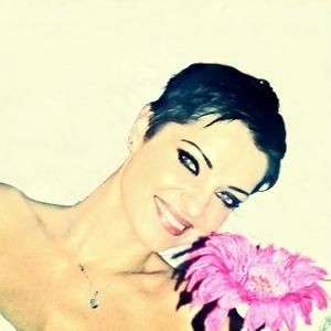 Meet your Posher, Jana